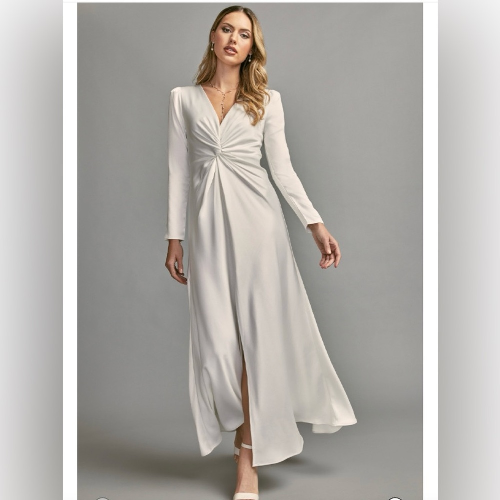 Francesca's Collections Elegant White Maxi Dress